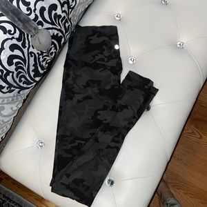 Green army lululemon